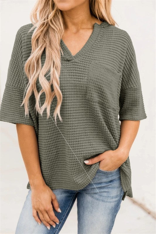 Short-sleeved V-neck Pocket Split Top